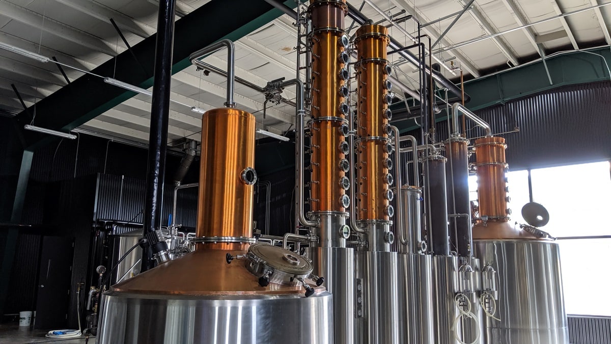 L'équipement ultra-moderne de la Distillerie Menaud
