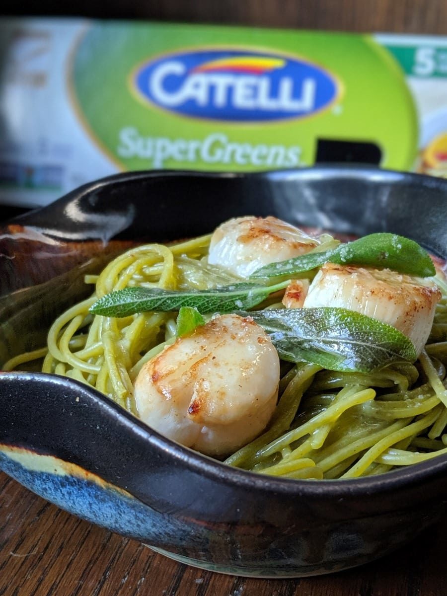 Inspiré par Catelli  des spaghetti supergreens aux pétoncles et beurre de sauge