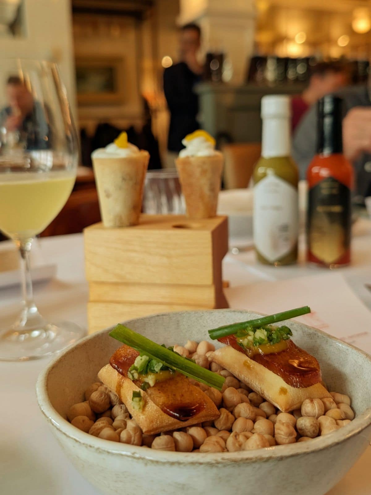 Plat Montréal Plaza sauce Antipode