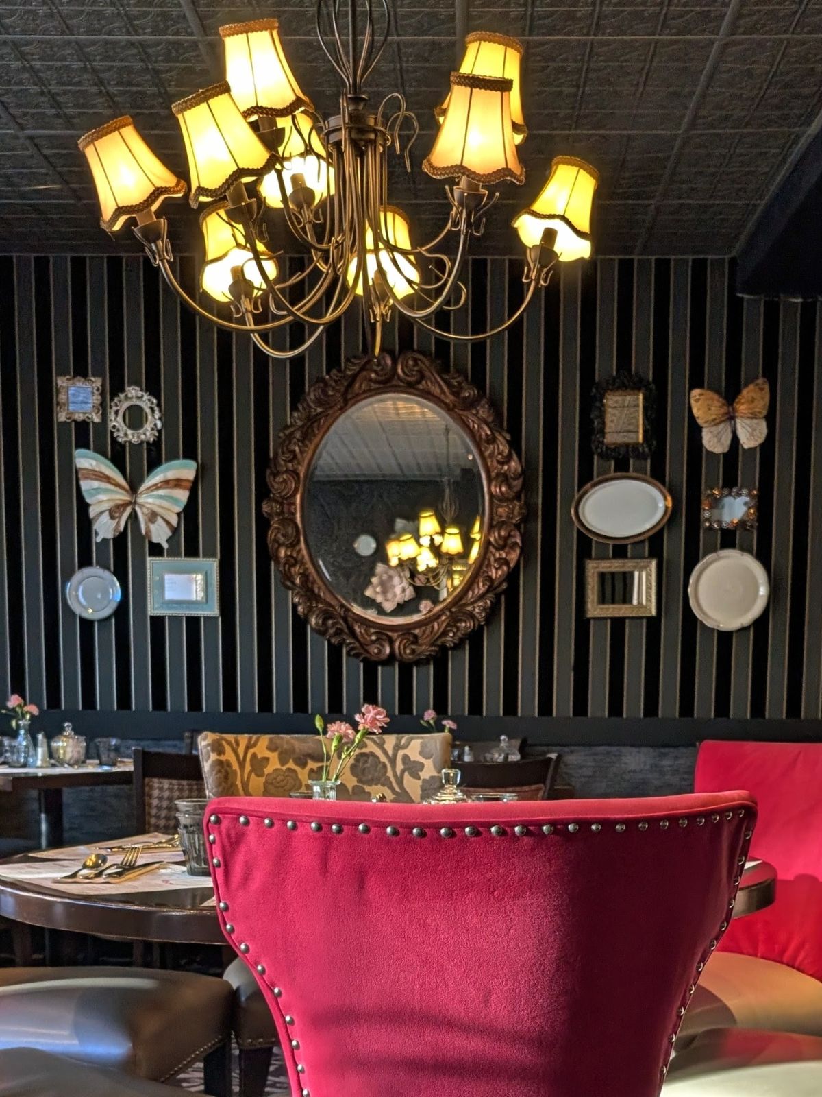 Éléments du décor Régine café
