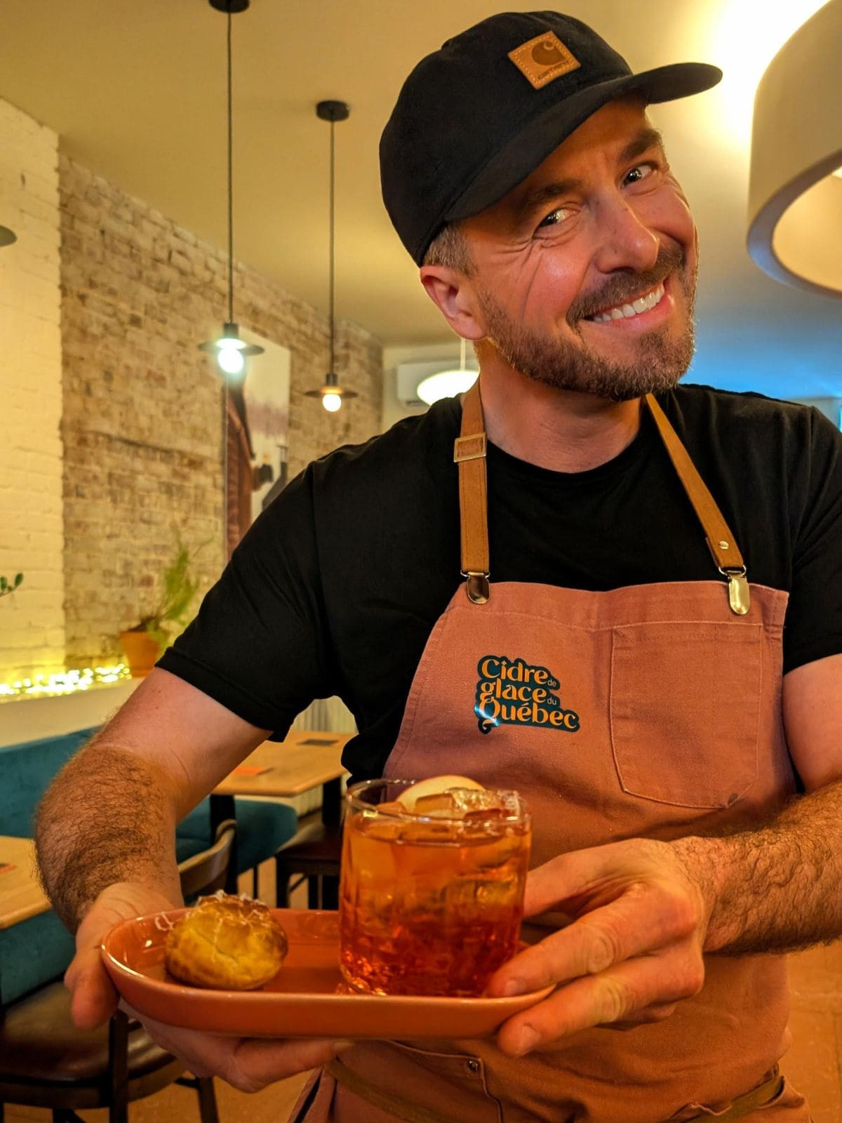 Gougères et cocktail de cidre de glace