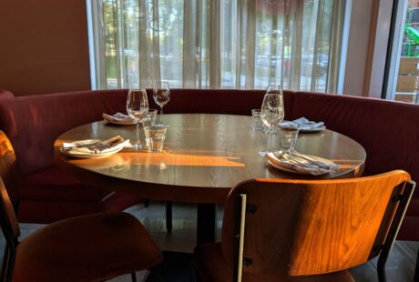 Ambiance cozy de la buvette Cerise rue Fleuru Ouest Montréal quartier Ahuntsic